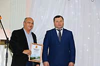 Глава администрации г. Канаш В.В. Софронов принял участие в торжественном собрании по итогам 2015 года (фото №19).