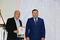 Глава администрации г. Канаш В.В. Софронов принял участие в торжественном собрании по итогам 2015 года (фото №19).