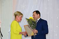 Глава администрации г. Канаш В.В. Софронов принял участие в торжественном собрании по итогам 2015 года (фото №23).