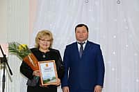 Глава администрации г. Канаш В.В. Софронов принял участие в торжественном собрании по итогам 2015 года (фото №24).