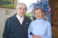 Глава администрации Канашского района В.Н. Степанов поздравил с 85-летним юбилеем ветерана Владимира Мясникова (фото №17).