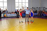 Глава администрации В.В.Софронов воодушевил спортсменов города Канаша на удачное выступление в открытом республиканском турнире по вольной борьбе среди юношей 2001-2002 гг.р. памяти Г.Н. Смирнова (фото №5).