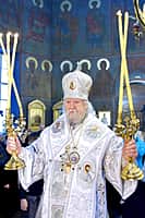 Глава Чувашии Михаил Игнатьев в Рождественское утро посетил храм (фото №5).