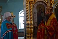 Глава Чувашской митрополии Высокопреосвященнейший Варнава митрополит Чебоксарский и Чувашский совершил Божественную литургию в храме святителя Николая города Канаш (фото №9).