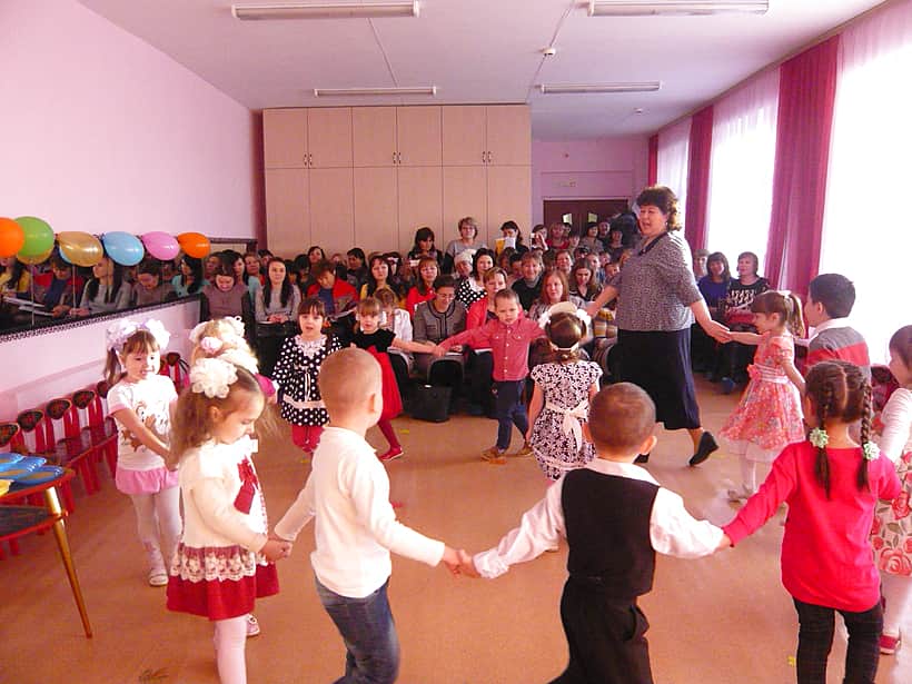 В городе Канаш на базе детских садов №8 и №16 прошёл городской семинар-практикум «Дорогою добра».