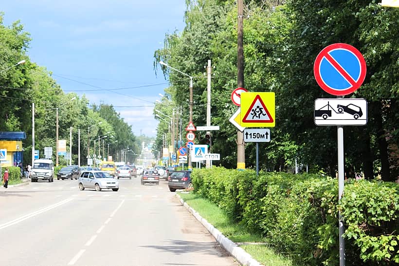 В городе Канаш проводятся мероприятия по обеспечению безопасности дорожного движения.