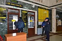 В городе Канаш на железнодорожном вокзале проведен День пассажира (фото №9).