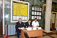 В городе Канаш на железнодорожном вокзале проведен День пассажира (фото №13).