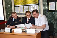 В городе Канаш на железнодорожном вокзале проведен День пассажира (фото №15).