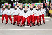 В городе Канаше прошел яркий и волнительный праздник - "Шествие выпускников-2015" (фото №4).