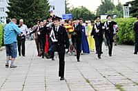 В городе Канаше прошел яркий и волнительный праздник - "Шествие выпускников-2015" (фото №5).