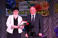 В городе Канаше торжественно отметили День учителя (фото №22).