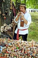 В гостях у редакции "АиФ-Чувашия", уроженец г. Канаш, мастер народных художественных промыслов Анатолий Владимиров (фото №3).