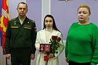 В администрации Канашского МО семьям участников СВО вручены государственные награды (фото №9).