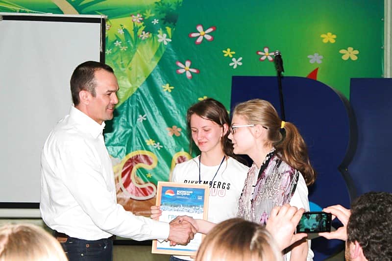 Гран-при Международного фестиваля юношеских СМИ получила газета Клуба юных журналистов Дома детского творчества г. Канаш "Пятая четверть".