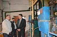 Ходом весенне-полевых работ в сельхозорганизациях с выездом на место ознакомился глава администрации Канашского района Степанов В.Н. (фото №29).