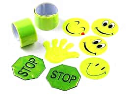 Использовать светоотражающие элементы на одежде детей – важно и необходимо.