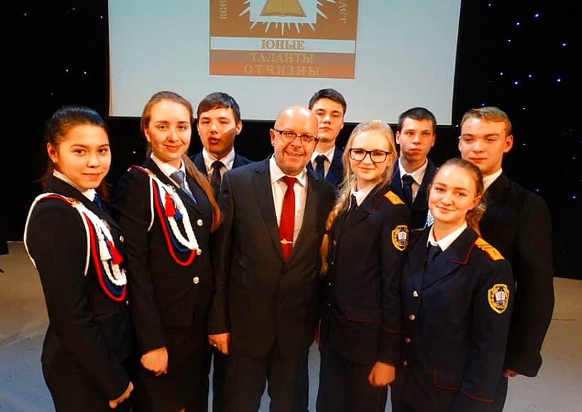 Кадеты Канашского лицея государственной службы и управления на Межрегиональном слете юных патриотов России.