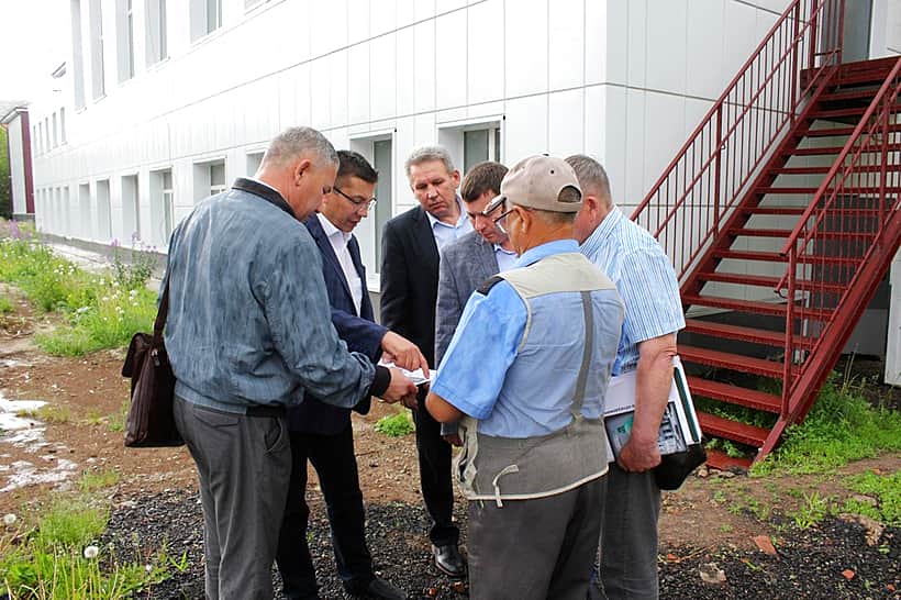 В Канаше начались работы по благоустройству пришкольных территорий школ №6 и №10.