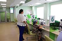 В г. Канаш открылся обновленный офис Сбербанка (фото №12).