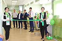 В г. Канаш открылся обновленный офис Сбербанка (фото №14).