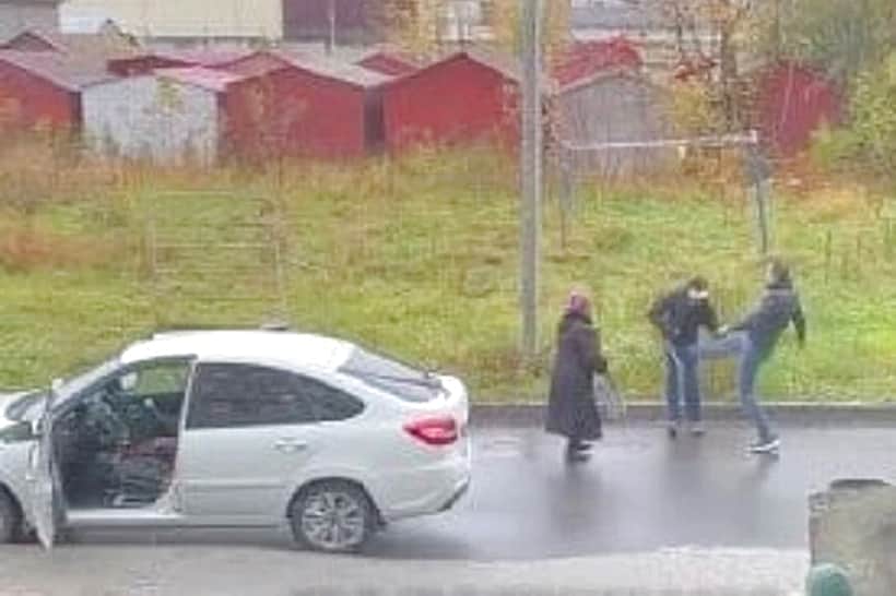 В Канаше пассажиры подрались с таксистом.