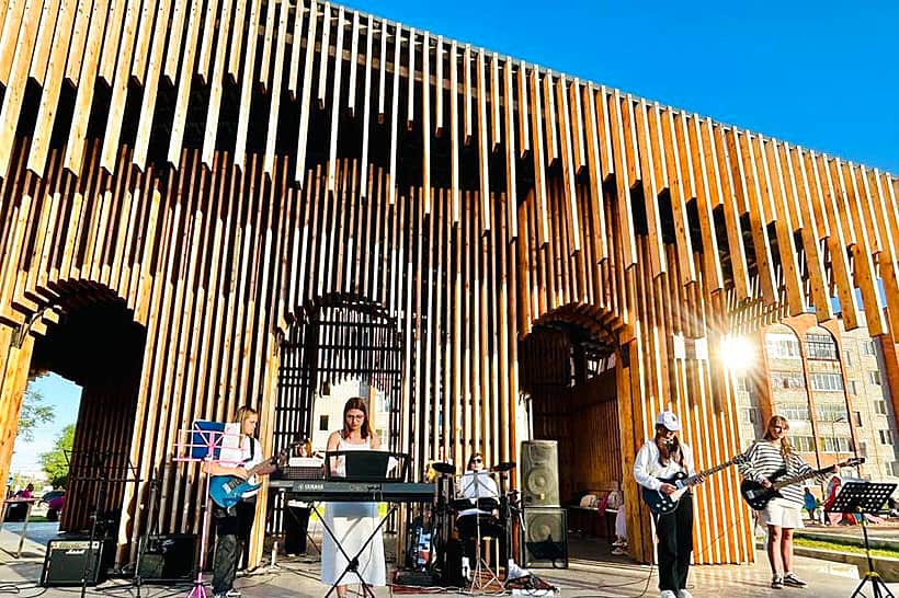 В Канаше прошло праздничное мероприятие, приуроченное к празднованию Дня молодежи.