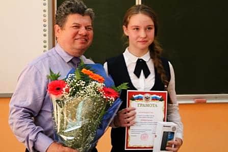 г.Канаш: Российская Ассоциация Героев наградила победителей и призеров Общероссийского конкурса сочинений на тему героизма.