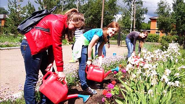 г. Канаш: В школу – на работу.