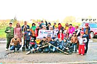 г. Канаш: Волонтеры штаба ЭКА провели акцию по посадке деревьев (фото №1).