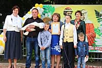 В Канаше храм-часовня святых благоверных князей Петра и Февронии Муромских распахнул свои врата (фото №19).