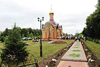 В Канаше храм-часовня святых благоверных князей Петра и Февронии Муромских распахнул свои врата (фото №9).