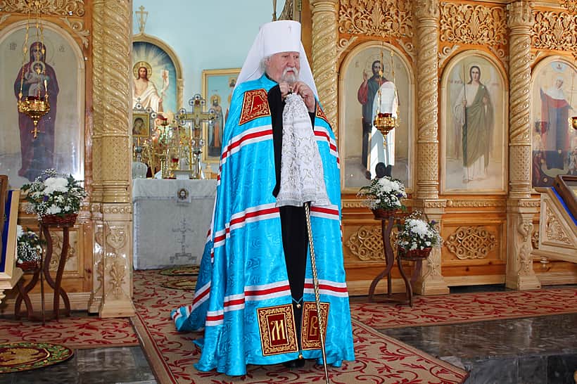 В Канаше праздник Вознесения Господне ознаменовался приездом Высокопреосвященнейшего Варнавы, митрополита Чебоксарского и Чувашского.