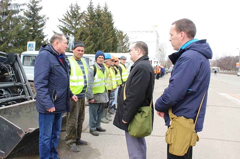 В Канаше прошел смотр сил и средств готовности Канашского городского звена ТП РСЧС Чувашии.