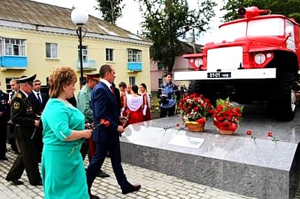 В Канаше торжественно открыт Сквер огнеборцев.