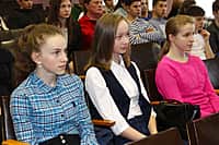 Канашские школьники получили знаки отличия «Готов к труду и обороне» из рук Олимпийского чемпиона В.П. Воронкова (фото №8).