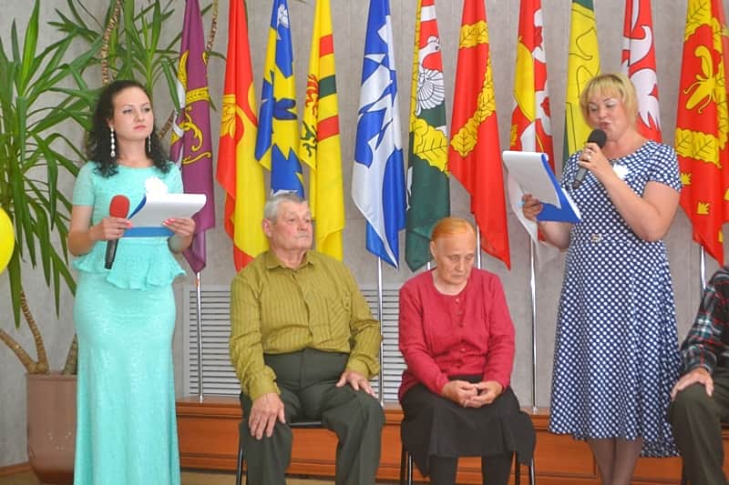 Канашский район: Семья Гавриловых награждена медалью «За любовь и верность».