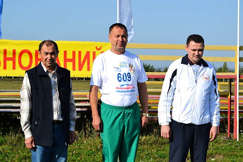 В Канашском районе дан старт Всероссийскому бегу "Кросс наций - 2015".