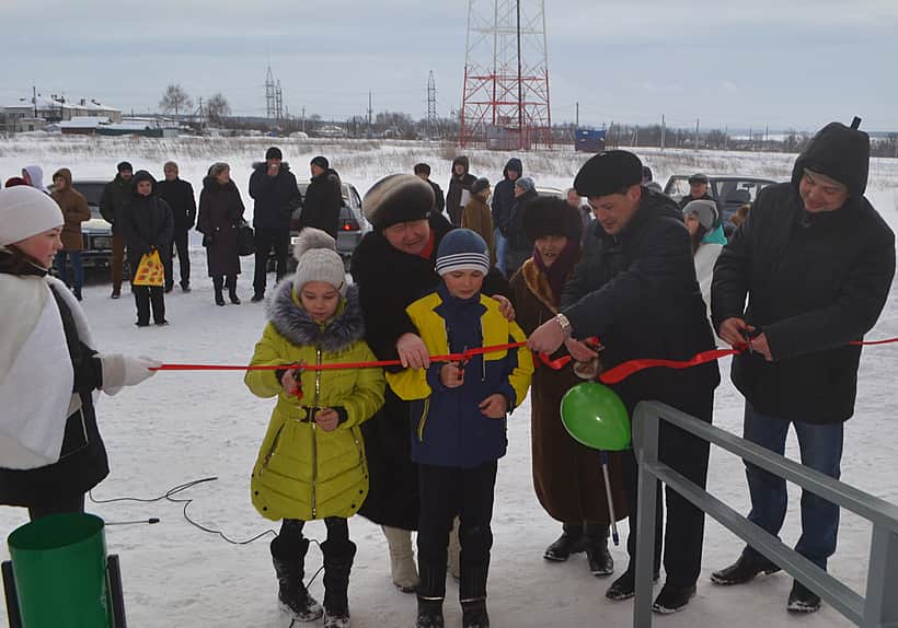 В Канашском районе новоселье: 30 декабря вручены ключи от новых квартир в 24-квартирном доме с индивидуальным отоплением в Малобикшихском поселении.