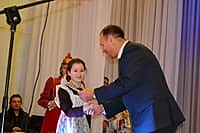 В Канашском районе сегодня проходит межрегиональный фестиваль "Зов Сеспеля" (фото №32).