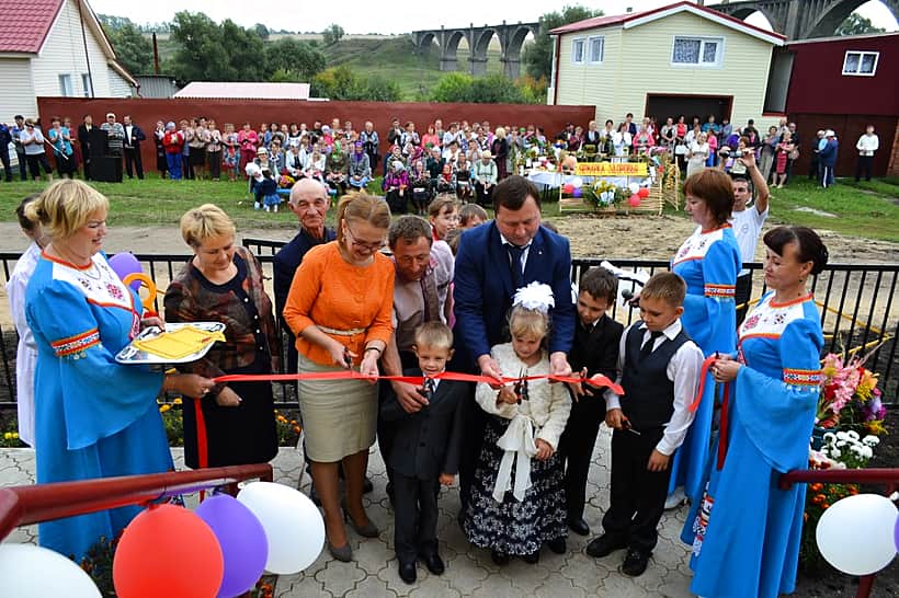 В Канашском районе состоялось открытие сразу двух ФАПов - в деревнях Мокры и Вторые Хормалы.