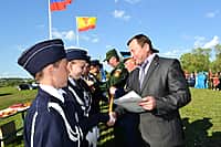 В Канашском районе в торжественной обстановке закрылась одна из самых ярких страниц школьной жизни - финальные игры юнармейского движения "Зарница" и "Орленок" (фото №6).