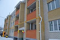 В Канашском районе вручены ключи от новых квартир 19 семьям из аварийных домов (фото №3).