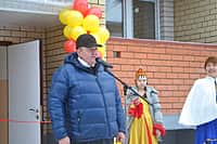 В Канашском районе вручены ключи от новых квартир 19 семьям из аварийных домов (фото №5).