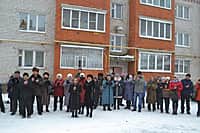 В Канашском районе вручены ключи от новых квартир 19 семьям из аварийных домов (фото №13).