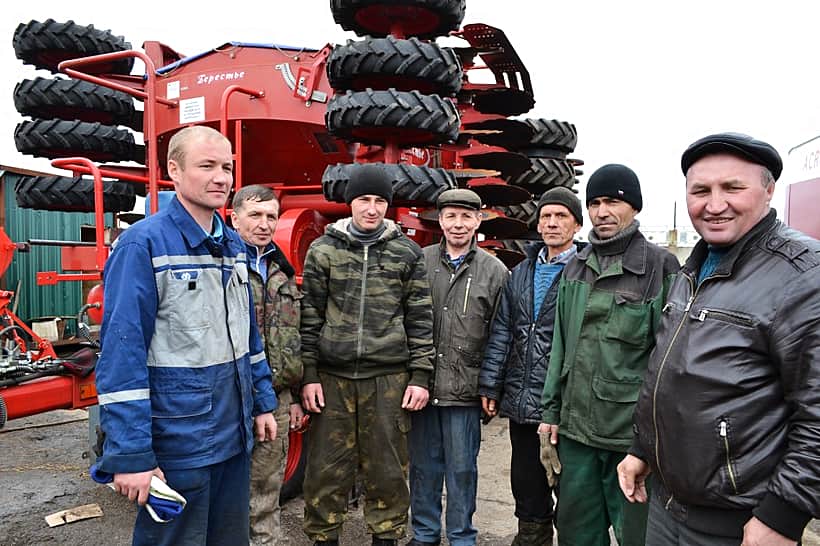 В ООО «Канмаш» трудятся и за станком, и на земле.