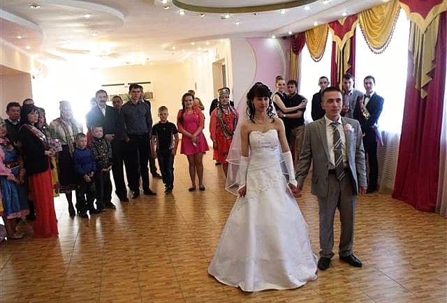 В канун великого праздника – Дня Победы, во Дворце бракосочетаний г.Канаш марш Мендельсона прозвучал для 100 пары молодоженов.