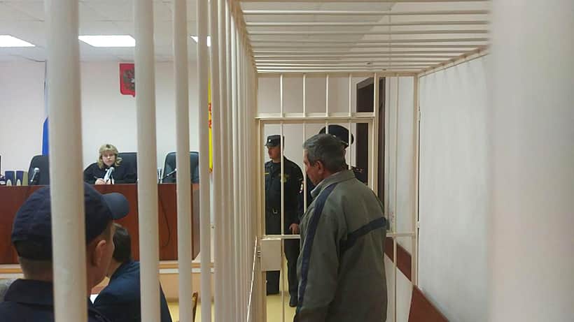 Катастрофу на трассе М-7 в Чувашии спровоцировали грузовая фура и маленькая тележка.