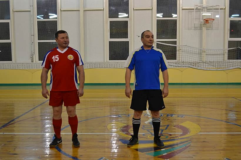 Команда администрации города Канаш одержала уверенную победу в спортивных состязаниях.