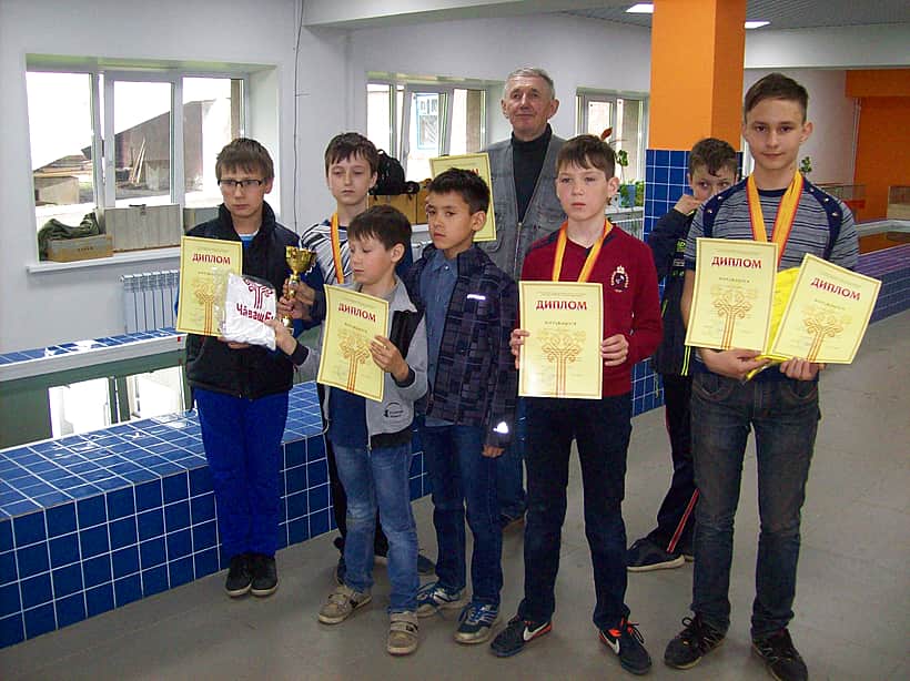 Команда Дома детского творчества - победитель республиканских соревнований по судомодельному спорту.